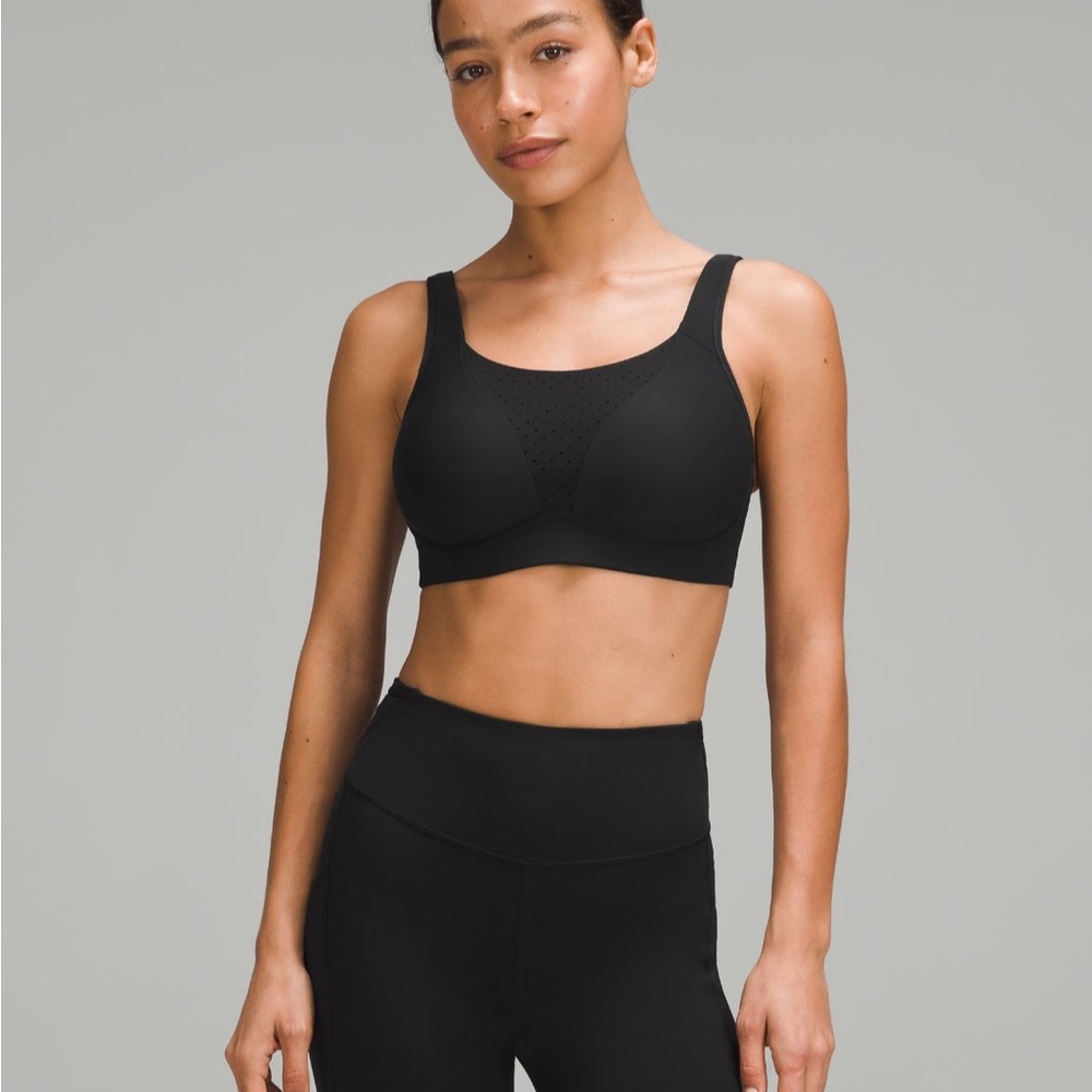 NWT lululemon Run Times high support bra Black 34D
